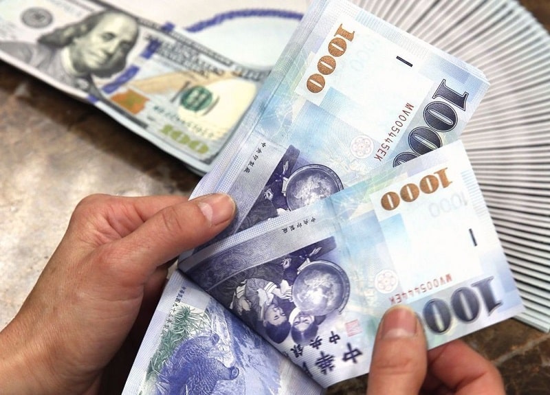 Một thói quen xấu của nhiều người Đài khi đến ngân hàng khiến nhân viên "sốc tận óc"